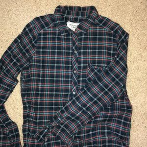 women’s Abercrombie light flannel!